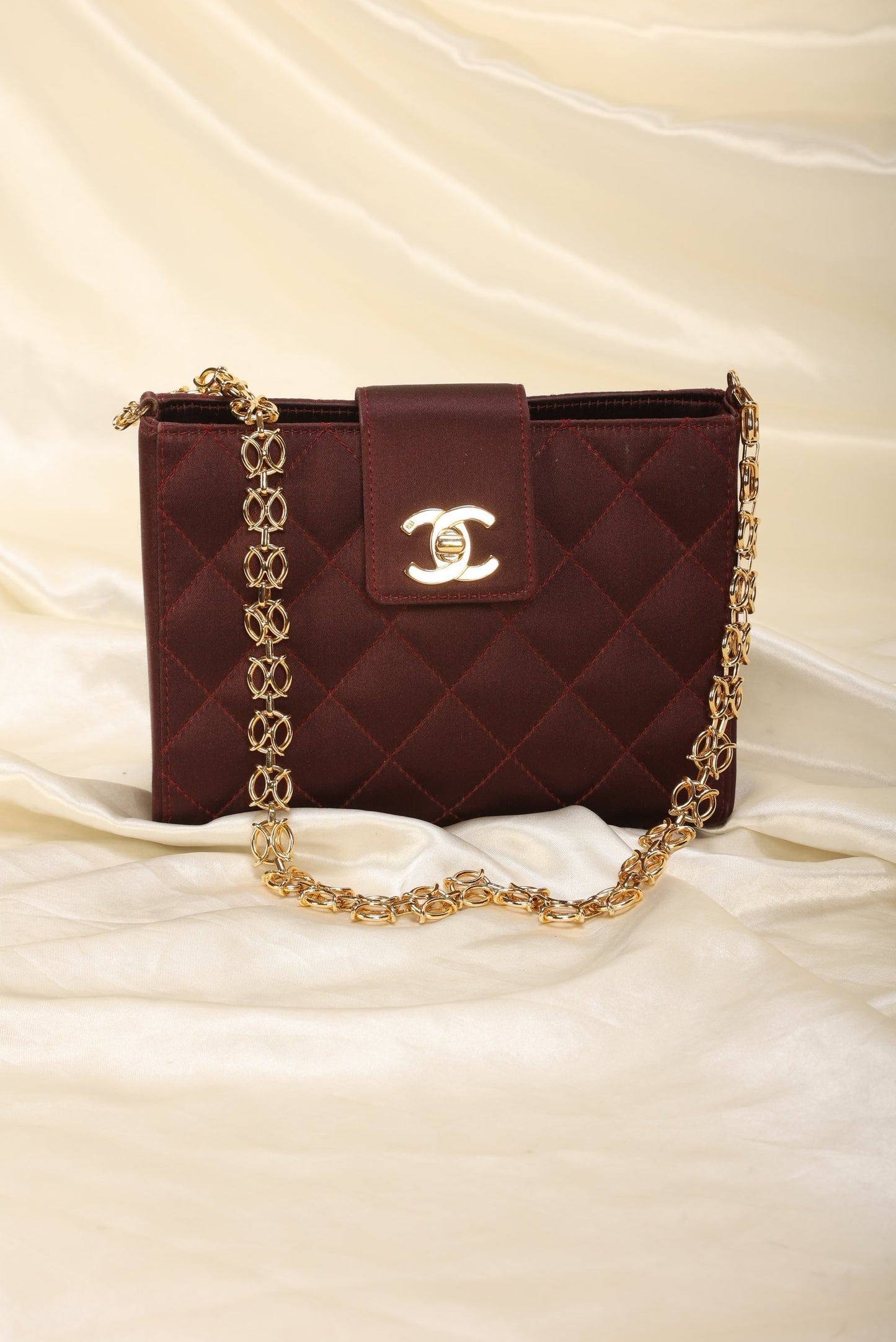 Extremely Rare Chanel Satin Chain Pochette