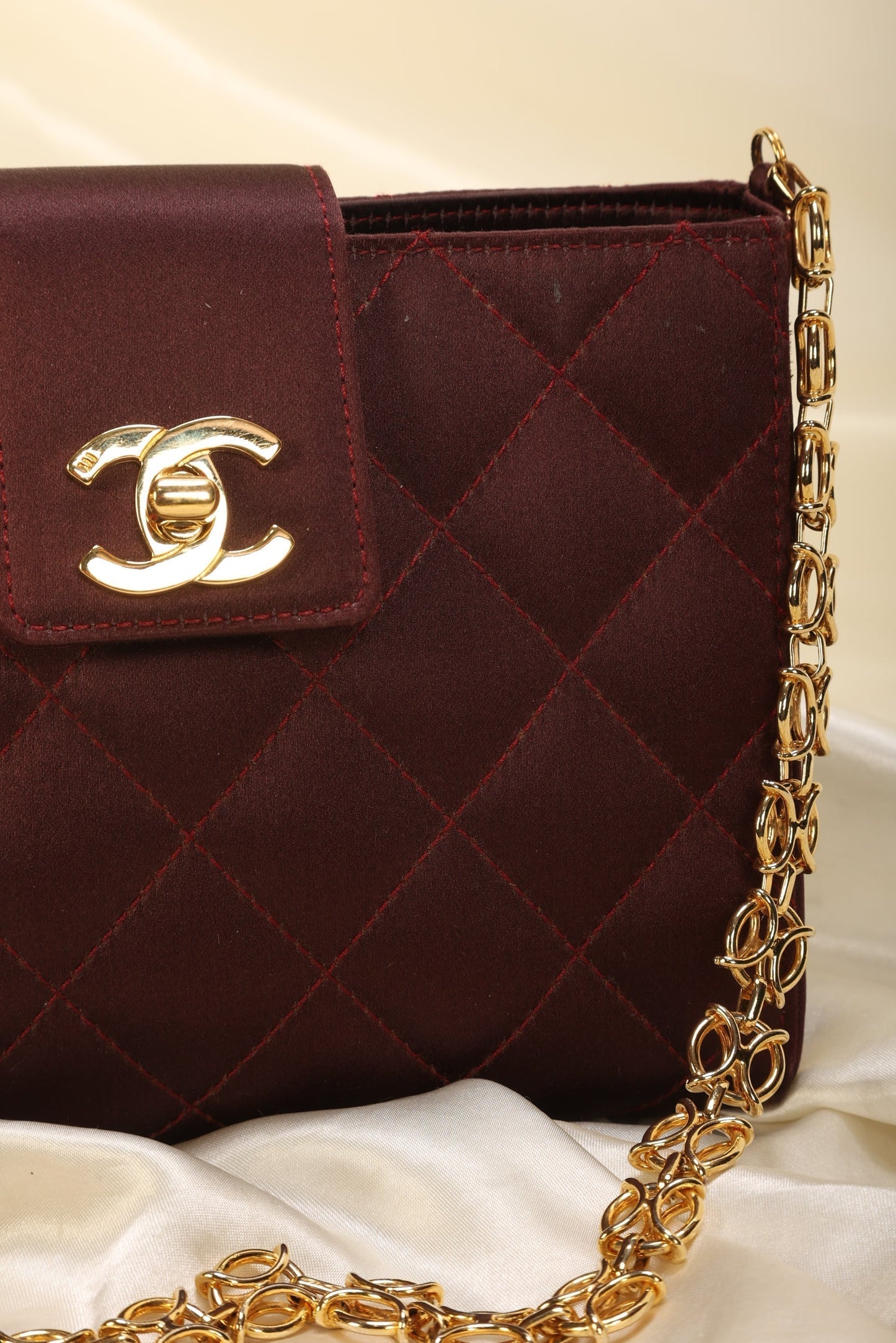 Extremely Rare Chanel Satin Chain Pochette