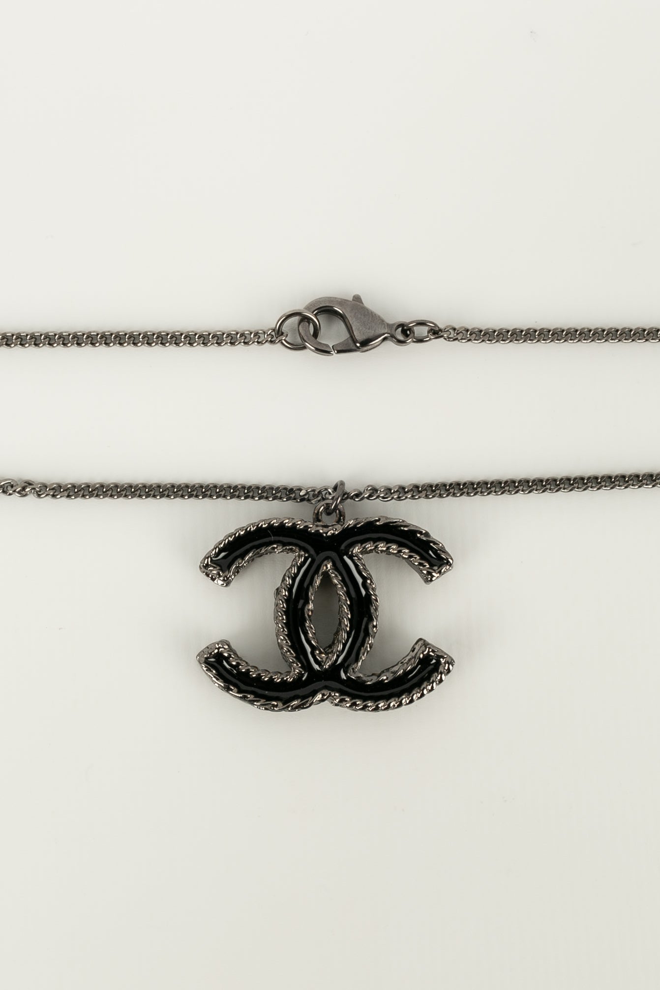 Collier cc Chanel Dfil
