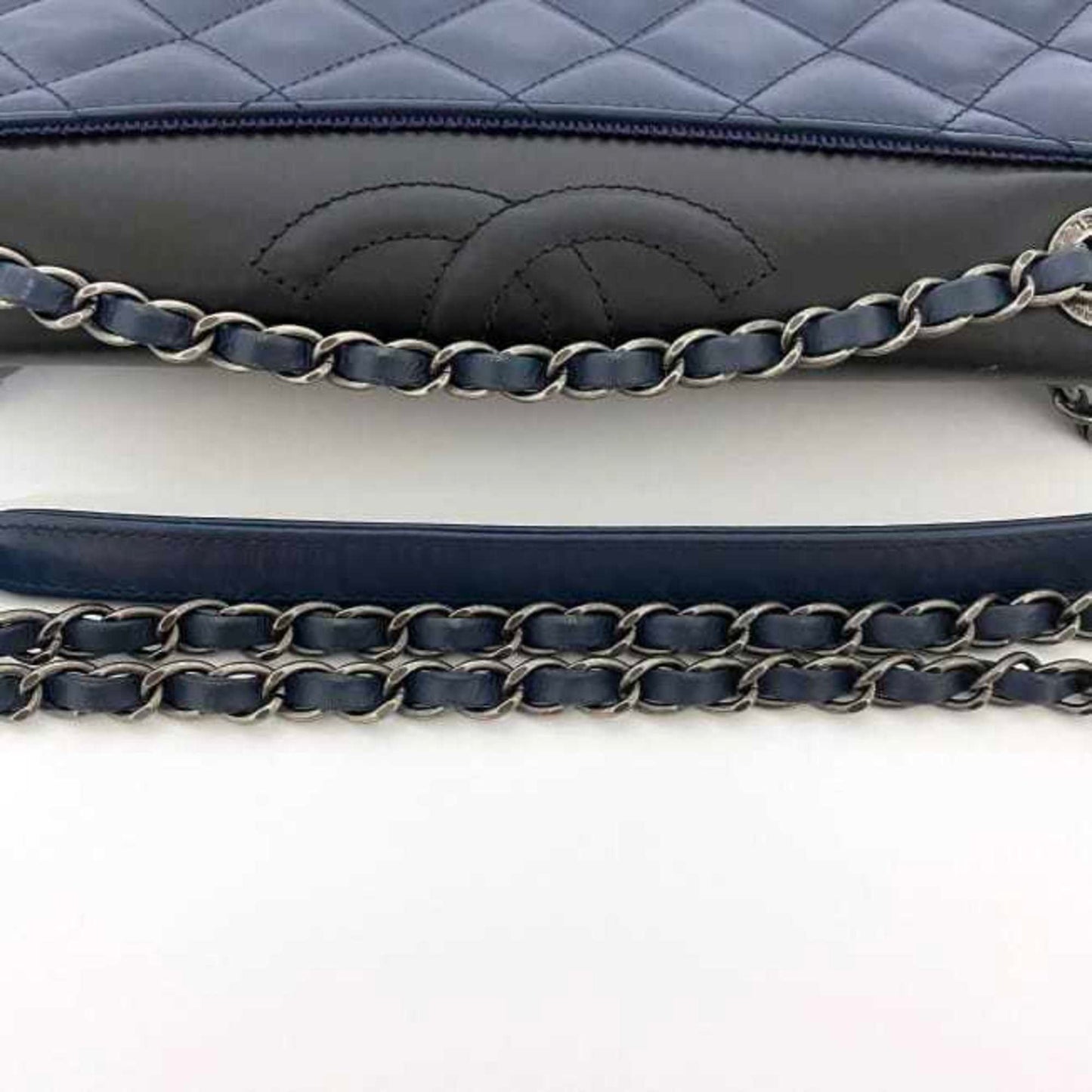 Chanel Sac Single Flap en cuir bleu