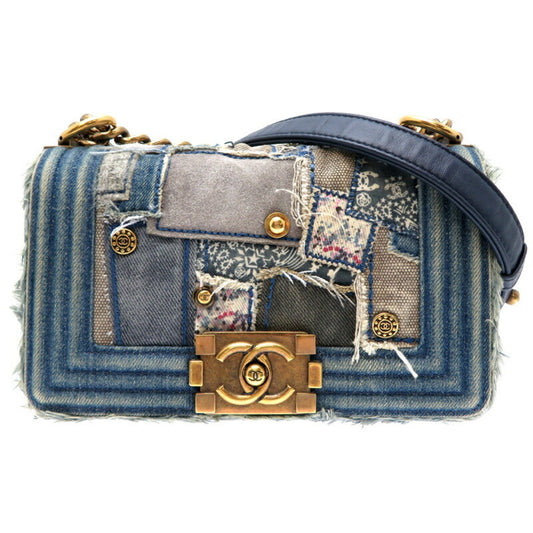 Chanel Sac Boy en denim bleu