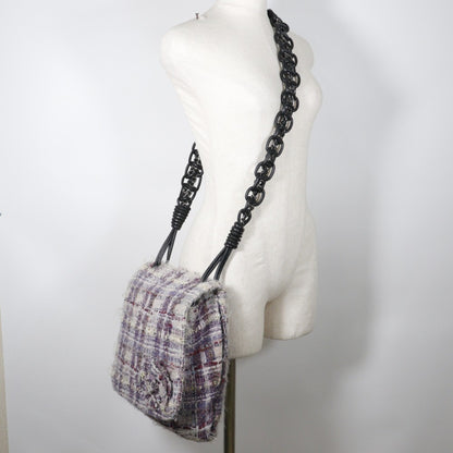 Chanel Sac Flap en tweed violet