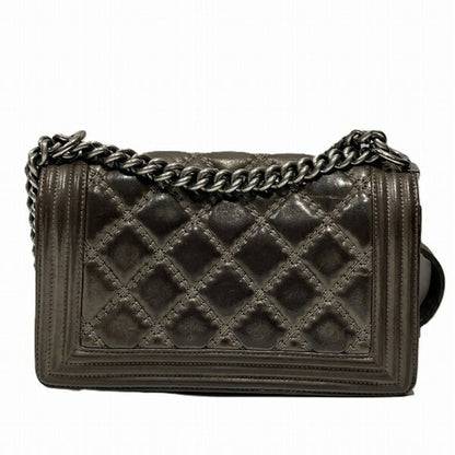 Chanel Sac Boy en cuir dor
