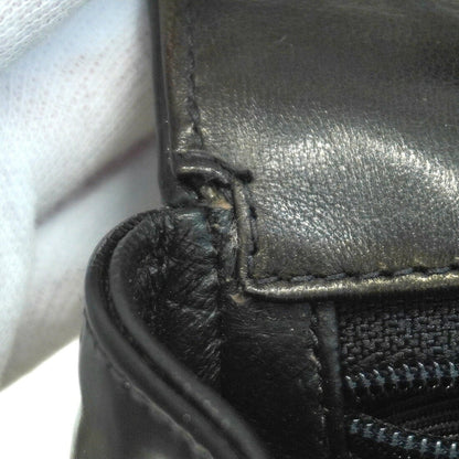 Chanel Sac Mademoiselle en cuir verni noir