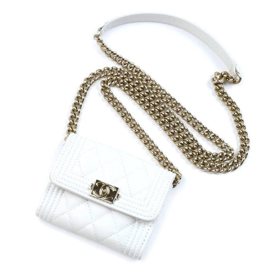 Chanel Sac Boy en cuir caviar blanc