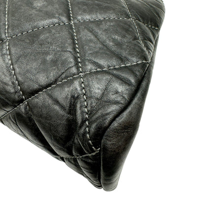 Chanel Sac Mademoiselle en cuir gris