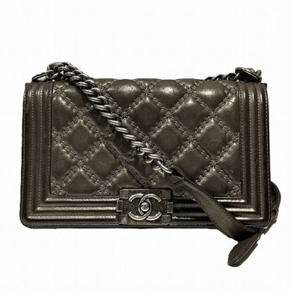 Chanel Sac Boy en cuir dor