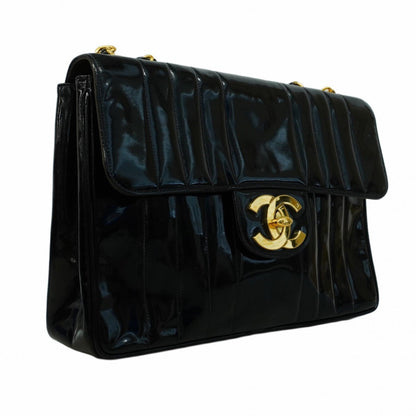 Chanel Sac Mademoiselle en cuir verni noir