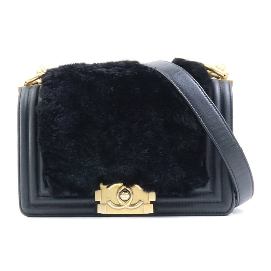 Chanel Sac Boy en fourrure noir
