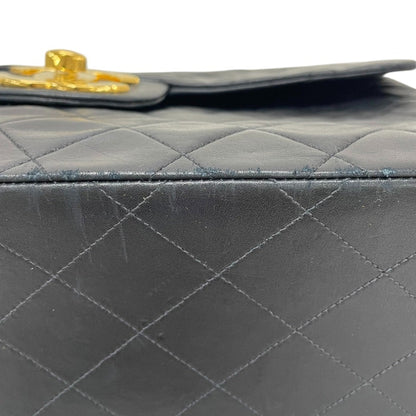 Chanel Sac Single Flap en cuir noir