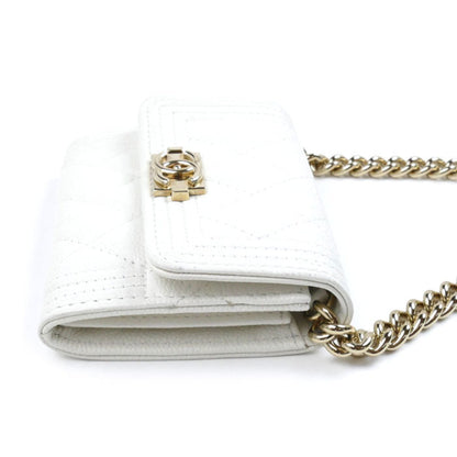 Chanel Sac Boy en cuir caviar blanc
