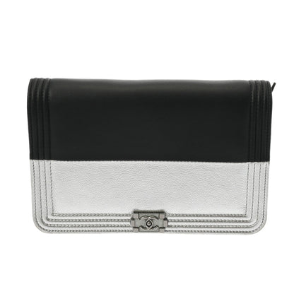 Chanel Sac Boy en cuir noir