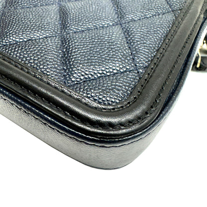 Chanel Sac Filigree en cuir caviar noir