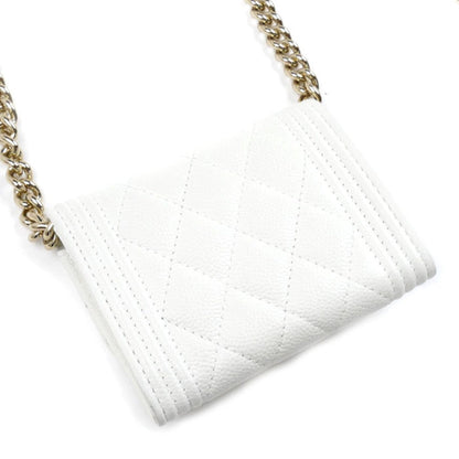 Chanel Sac Boy en cuir caviar blanc