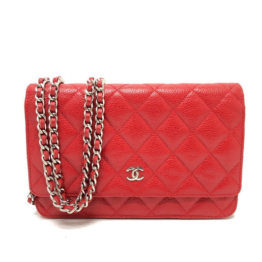 Chanel Sac Classic en cuir caviar rouge