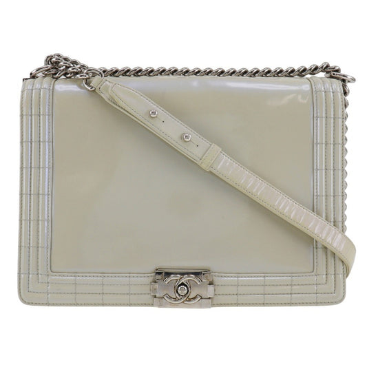 Chanel Sac Boy en cuir blanc