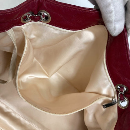 Chanel Sac Chain Tote en cuir rouge