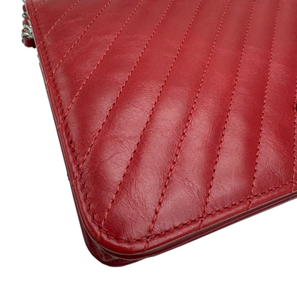 Chanel Sac Boy en cuir rouge