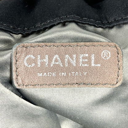 Chanel Sac Cabas en satin noir