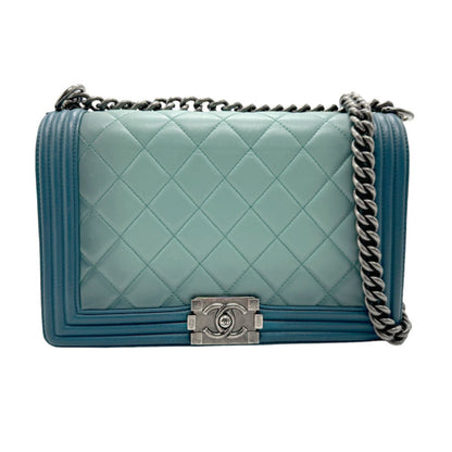 Chanel Sac Boy en cuir vert