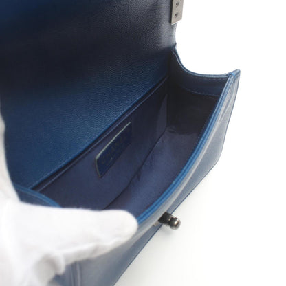Chanel Sac Boy en cuir bleu