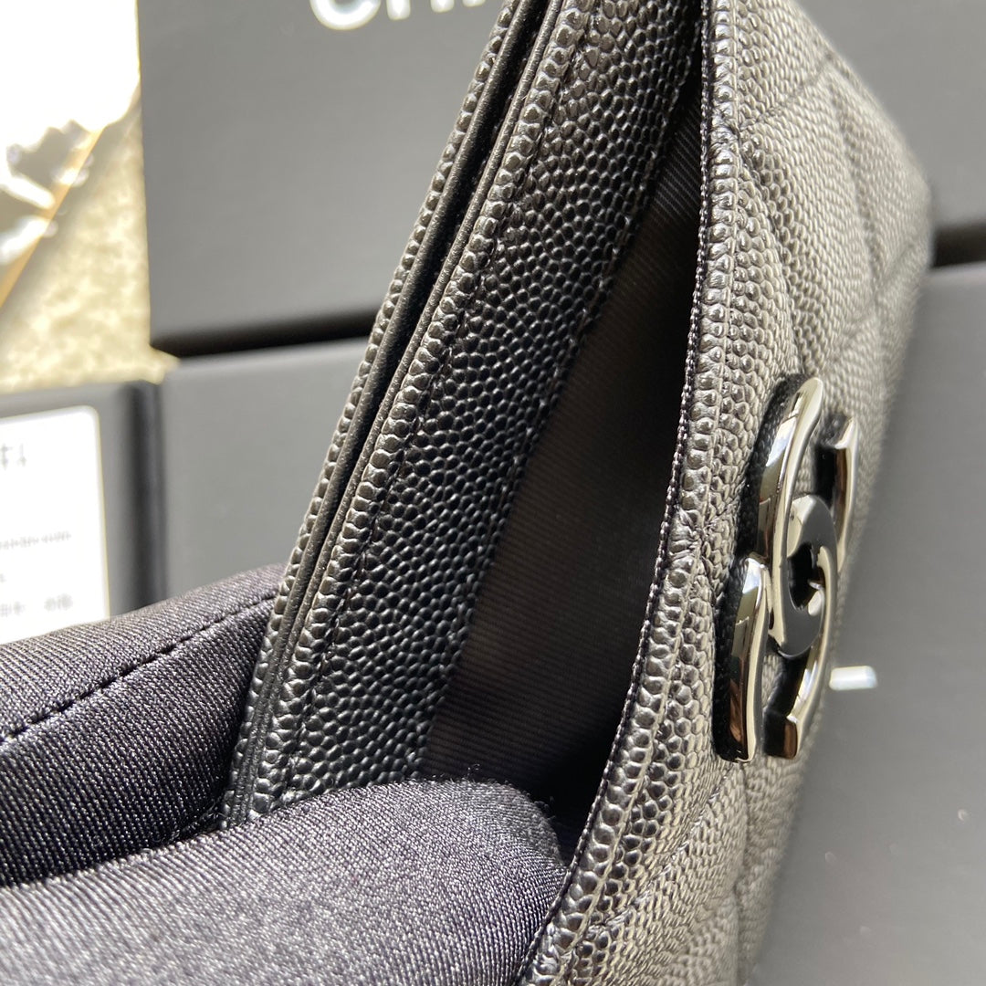 CHANEL card holder 11cm black caviar black hardware