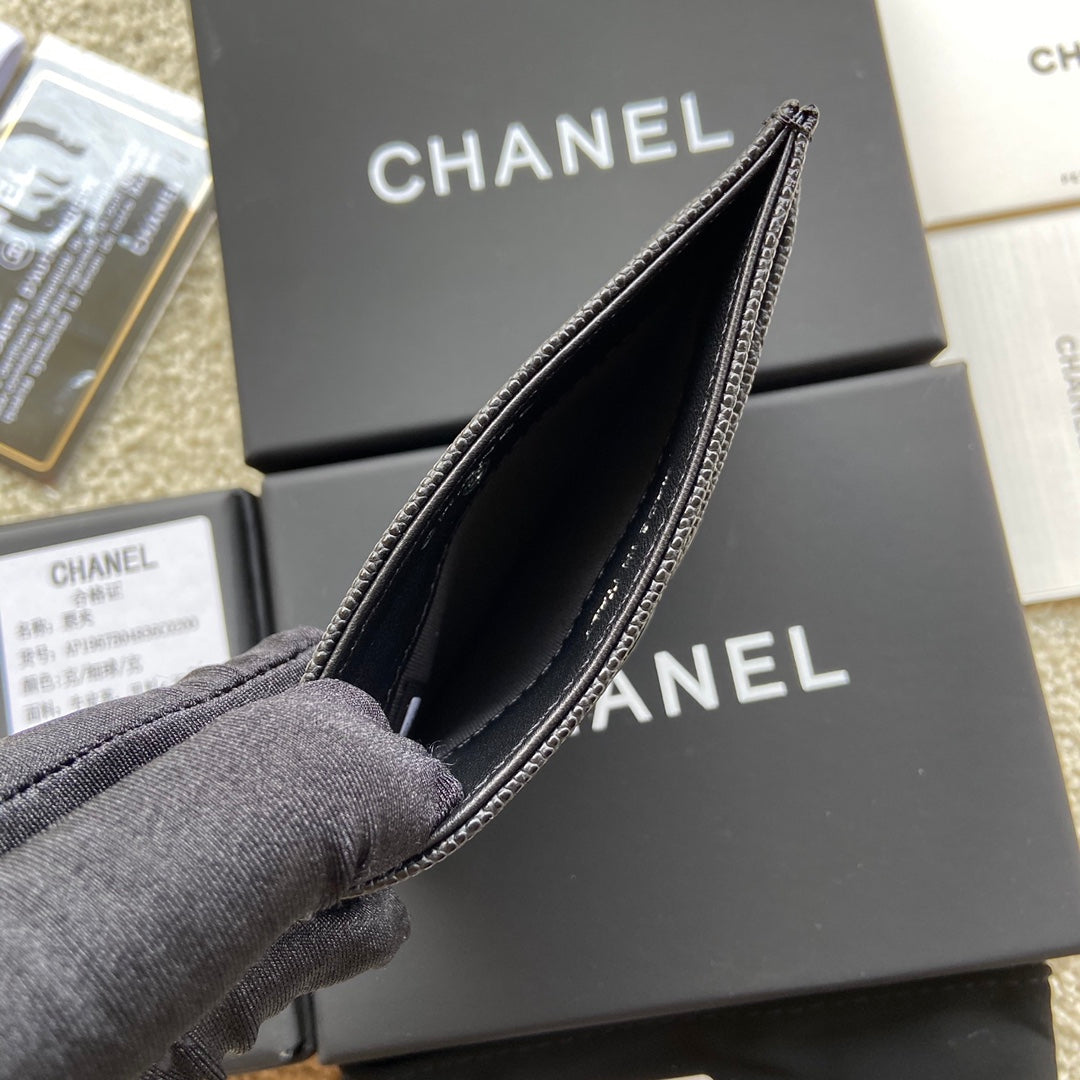 CHANEL card holder 11cm black caviar black hardware