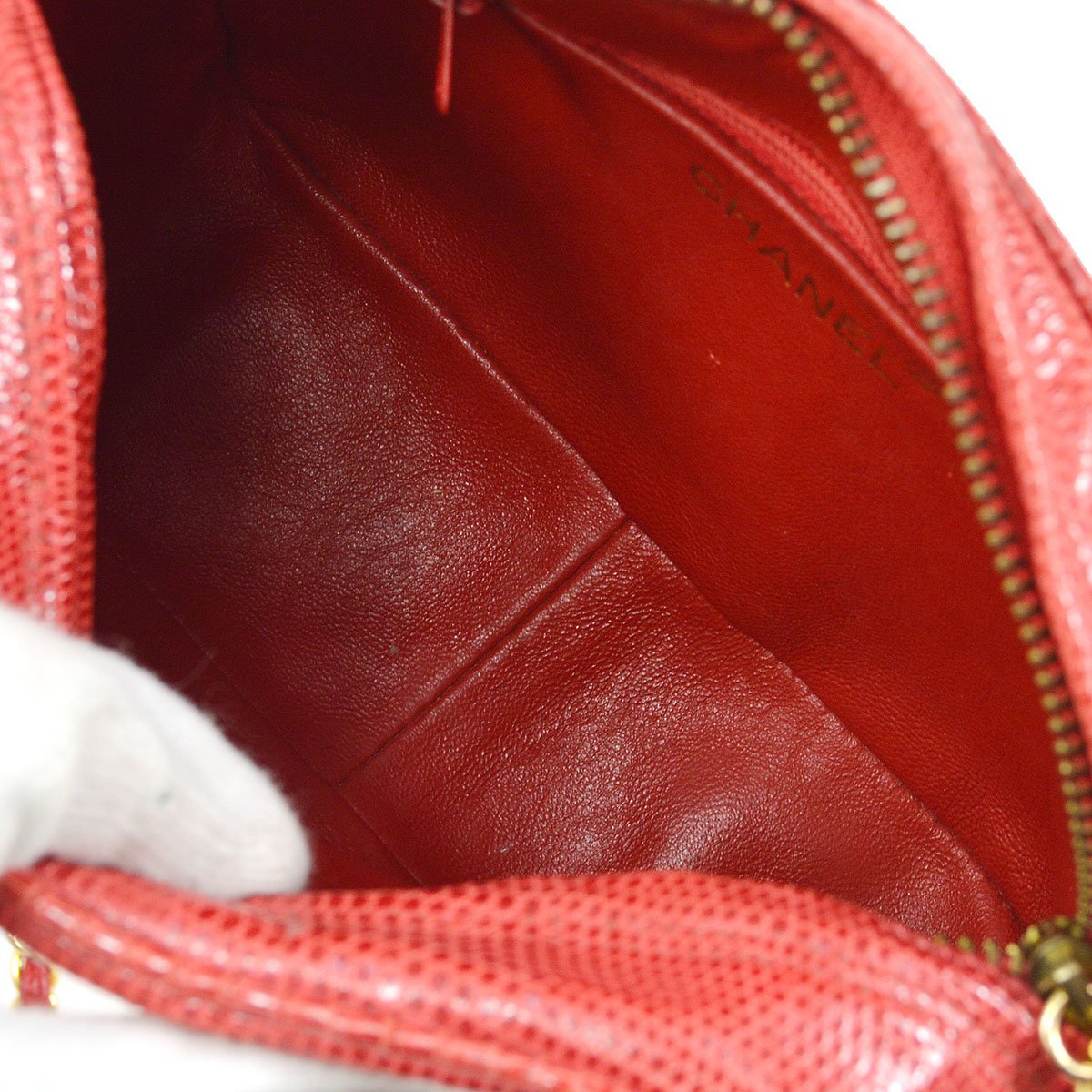CHANEL 1986-1988 Red Lizard Diamond Camera Bag Mini