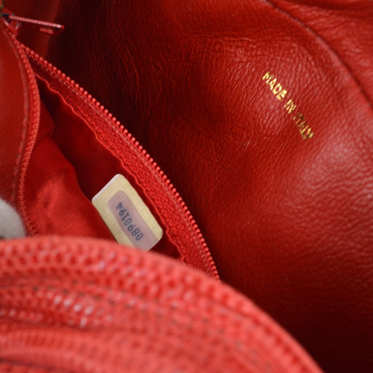 CHANEL 1986-1988 Red Lizard Diamond Camera Bag Mini