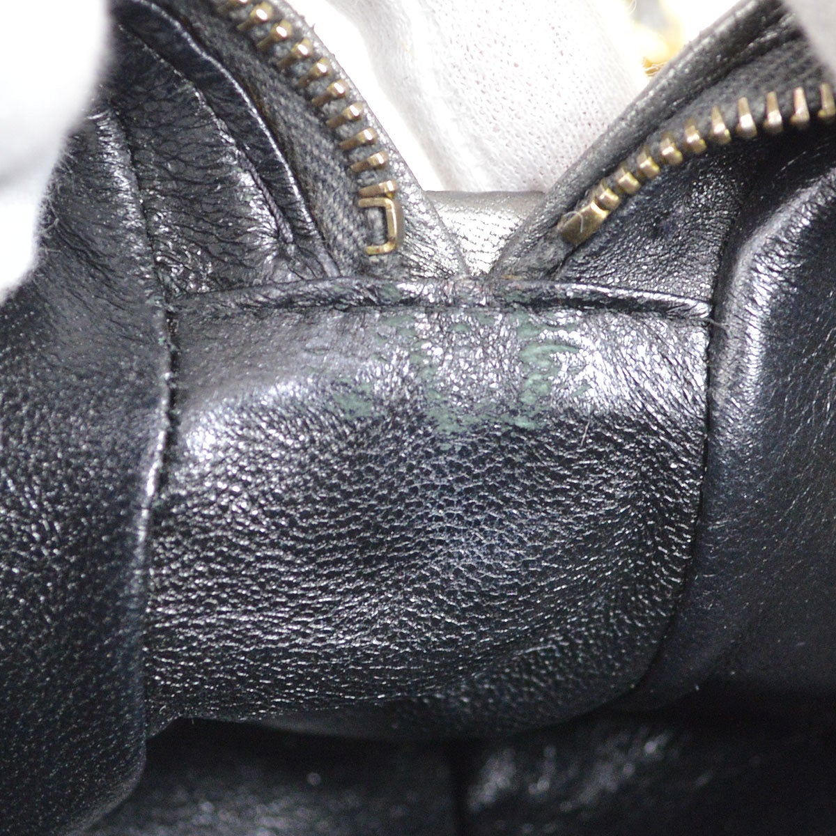 CHANEL 1991-1994 Metallic Gray Lambskin Diamond Camera Bag Mini