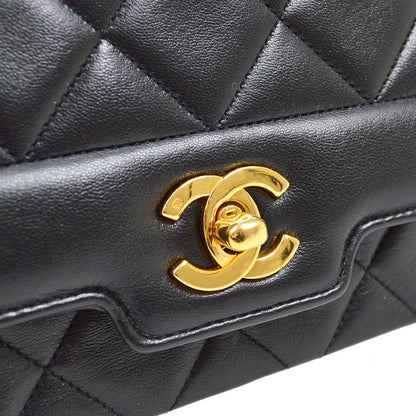 CHANEL 1991-1994 Border Flap Medium Black Lambskin