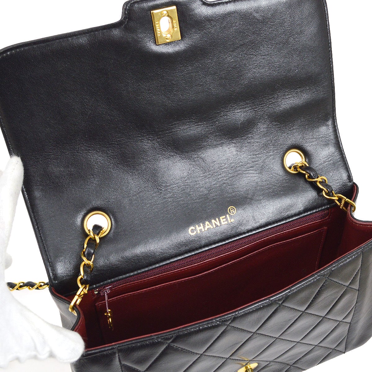 CHANEL 1991-1994 Border Flap Medium Black Lambskin