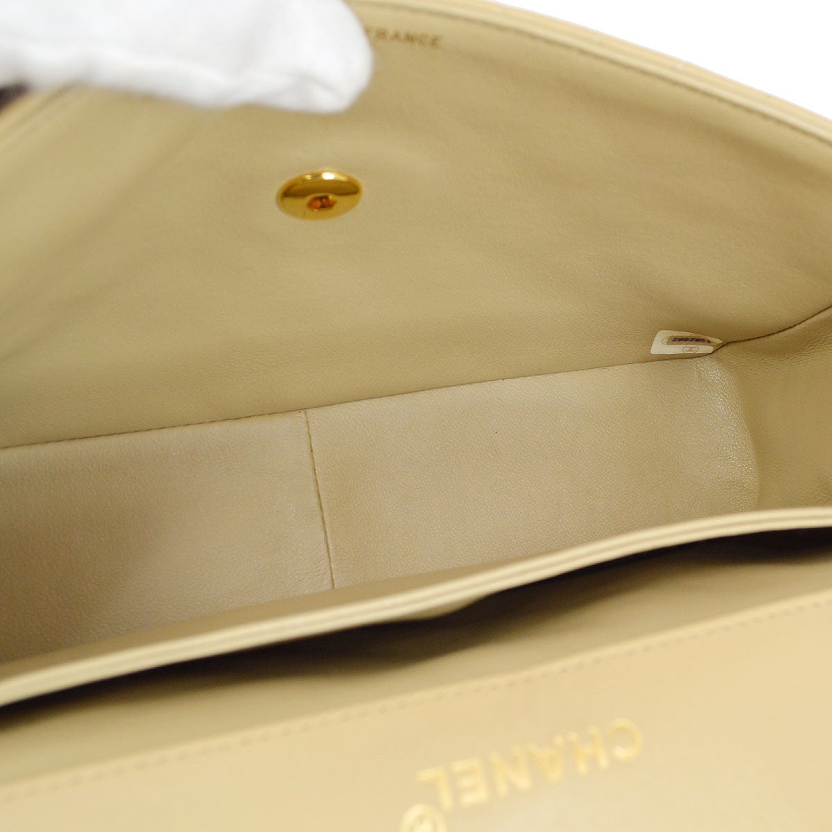 CHANEL 1989-1991 Round Border Flap Large & Pouch Set Beige Lambskin