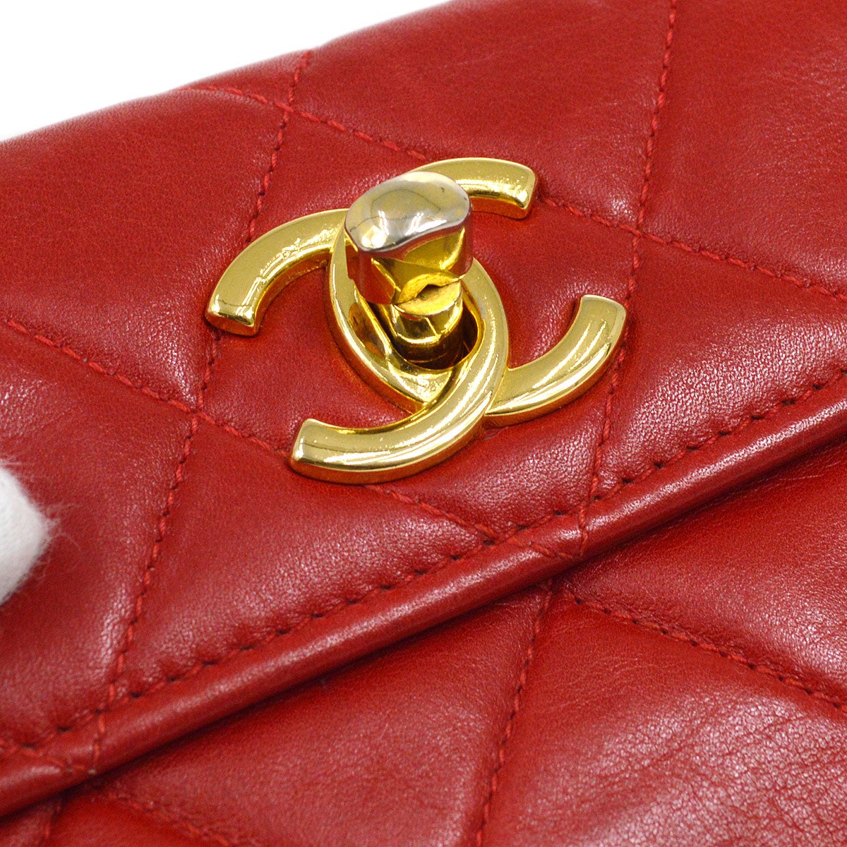 CHANEL 1991-1994 Red Lambskin Quilted Belt Bag