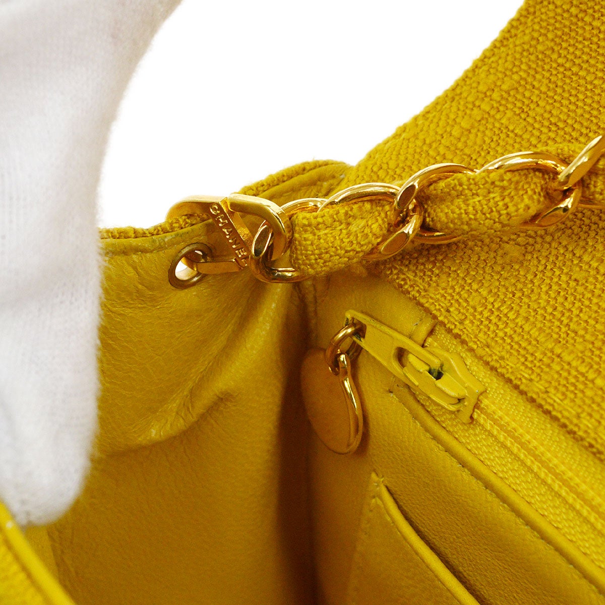 CHANEL 1991-1994 Yellow Linen Diana Medium