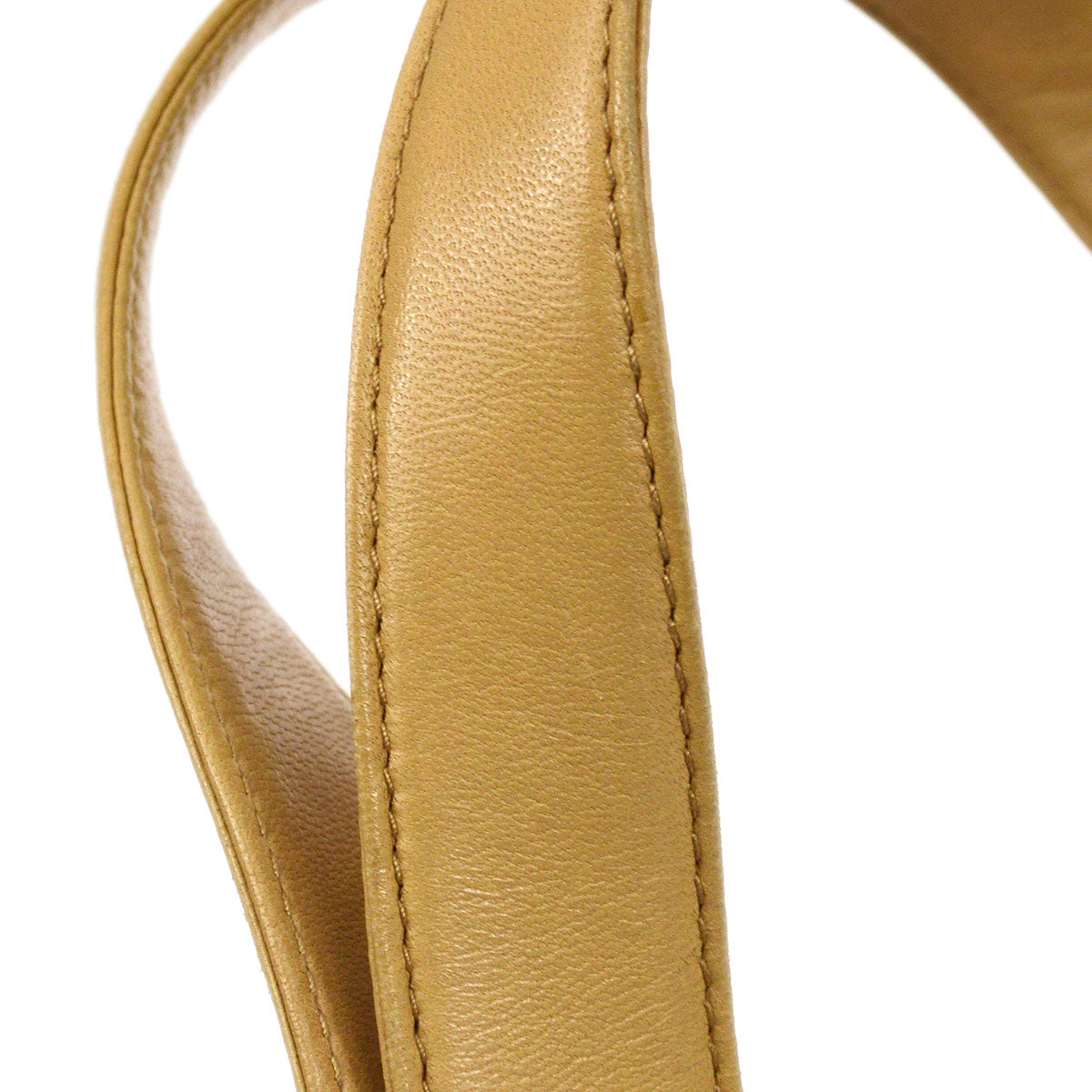 CHANEL 1997 Beige Lambskin Quilted Handbag