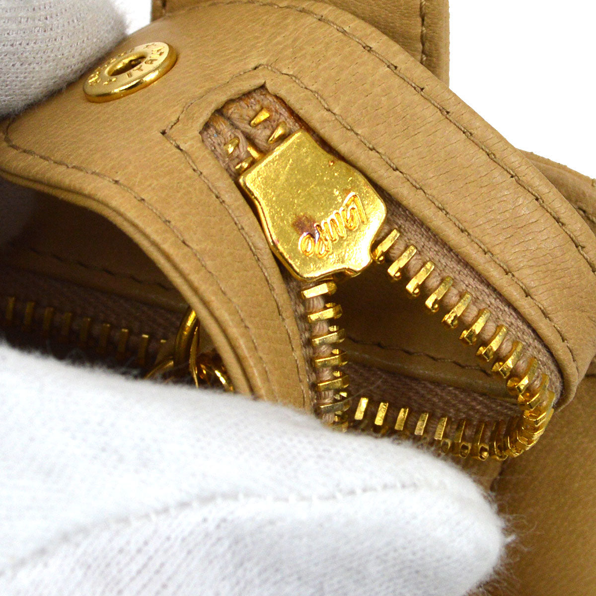 CHANEL 1997 Beige Lambskin Quilted Handbag