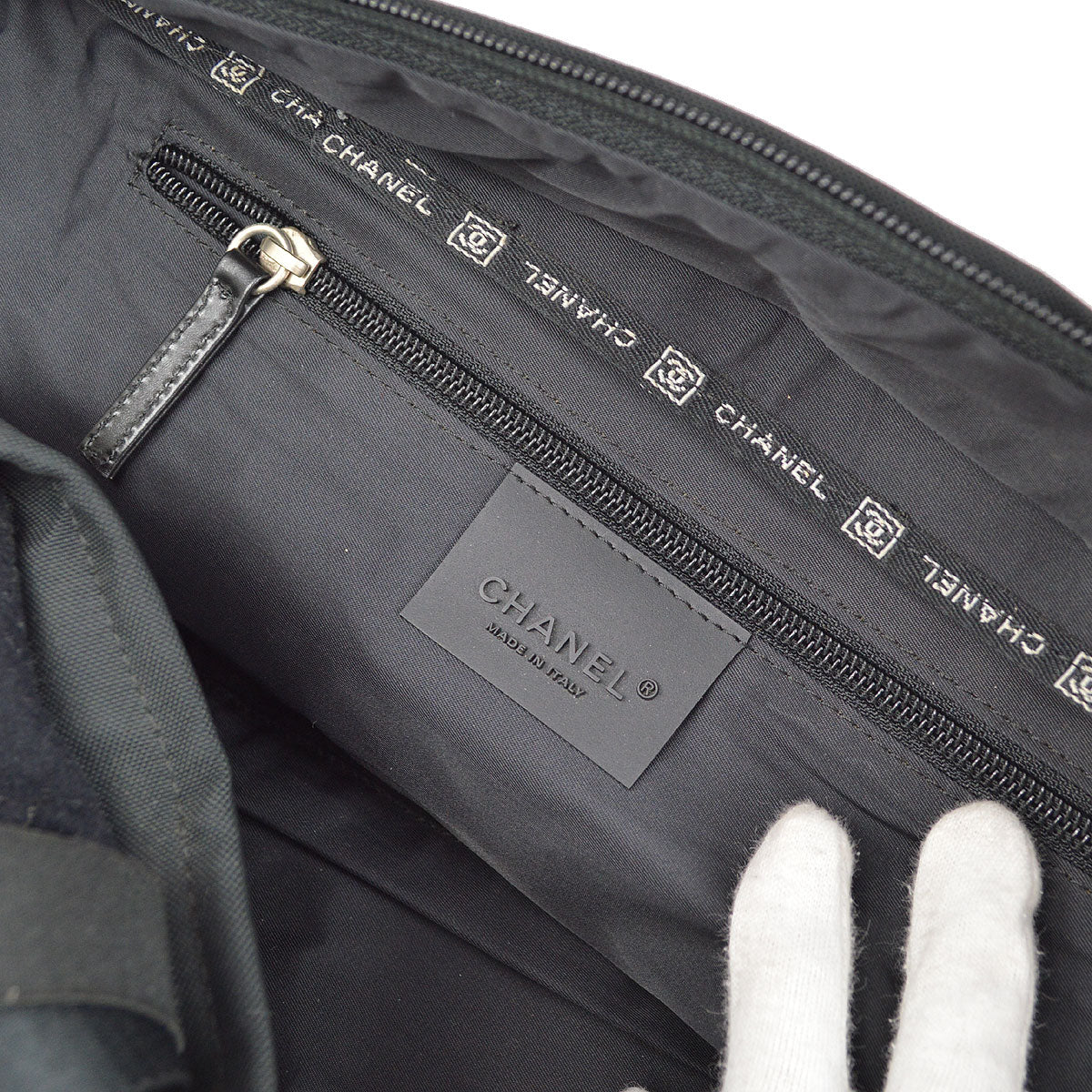 CHANEL 2004-2005 Sport Line Boston 40 Black