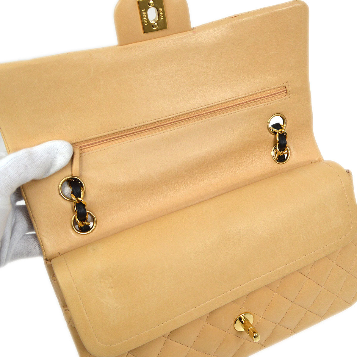 CHANEL 2004-2005 Classic Flap Medium Beige Lambskin