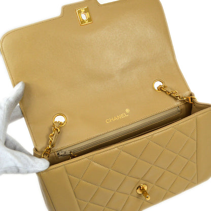 CHANEL 1986-1988 Beige Lambskin Border Flap Medium