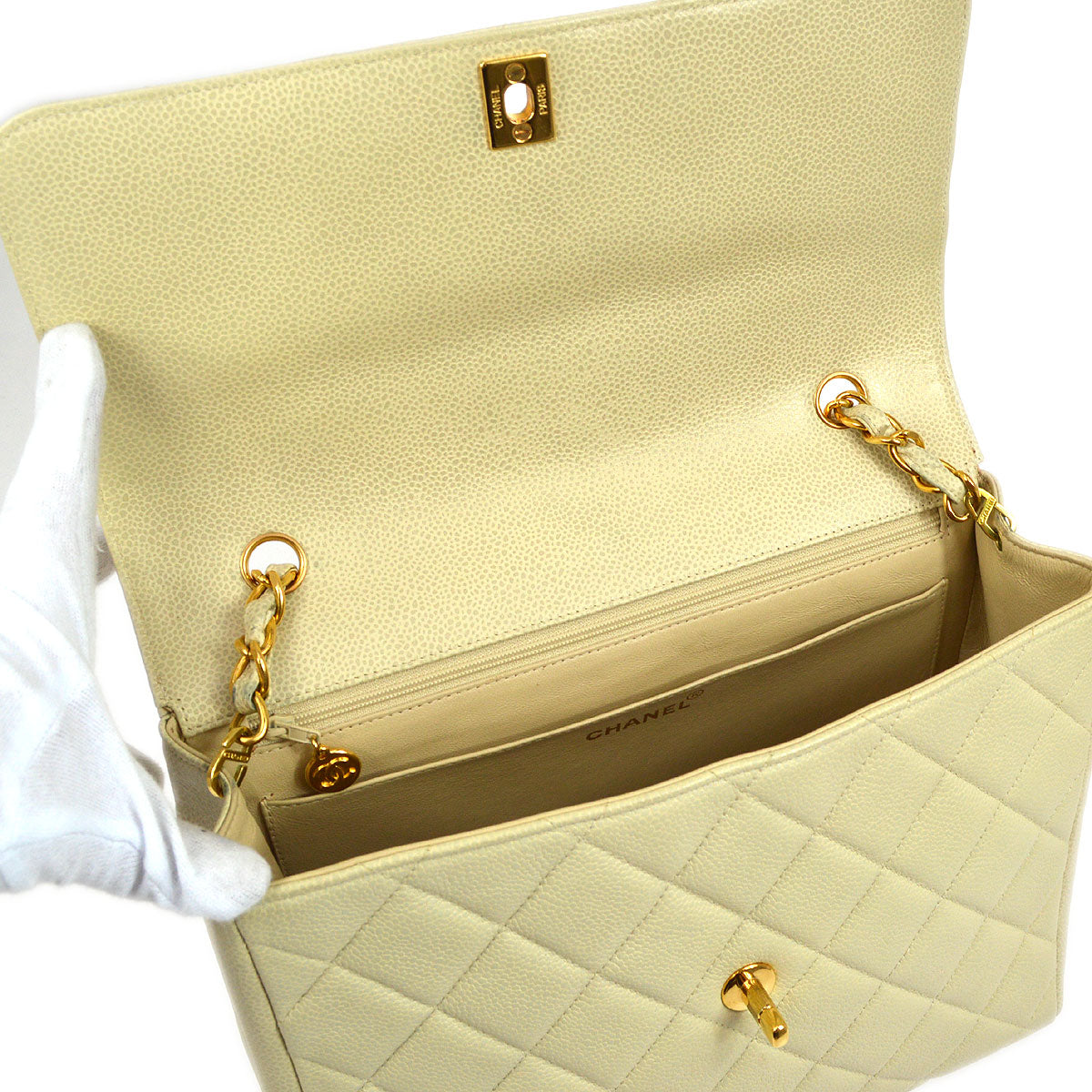 CHANEL 1996 Ivory Caviar Straight Flap Large