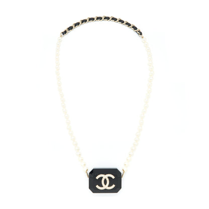 Chanel AirPods Case With Pearl Chain Black LGHW