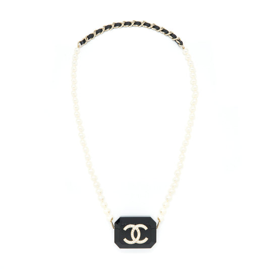 Chanel AirPods Case With Pearl Chain Black LGHW