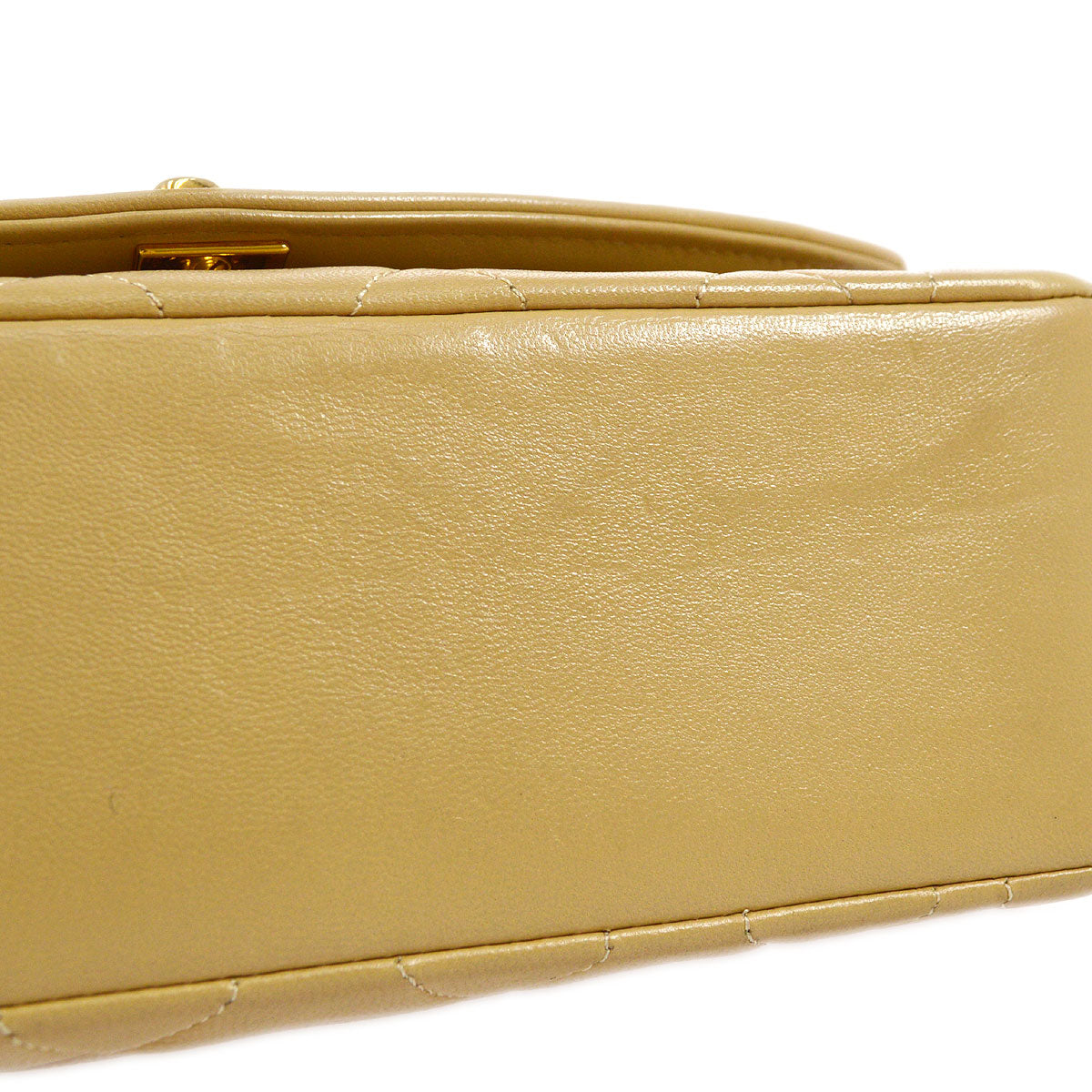 CHANEL 1989-1991 Beige Lambskin Diana Flap Small