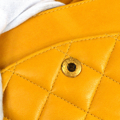 CHANEL 1994-1996 Classic Flap