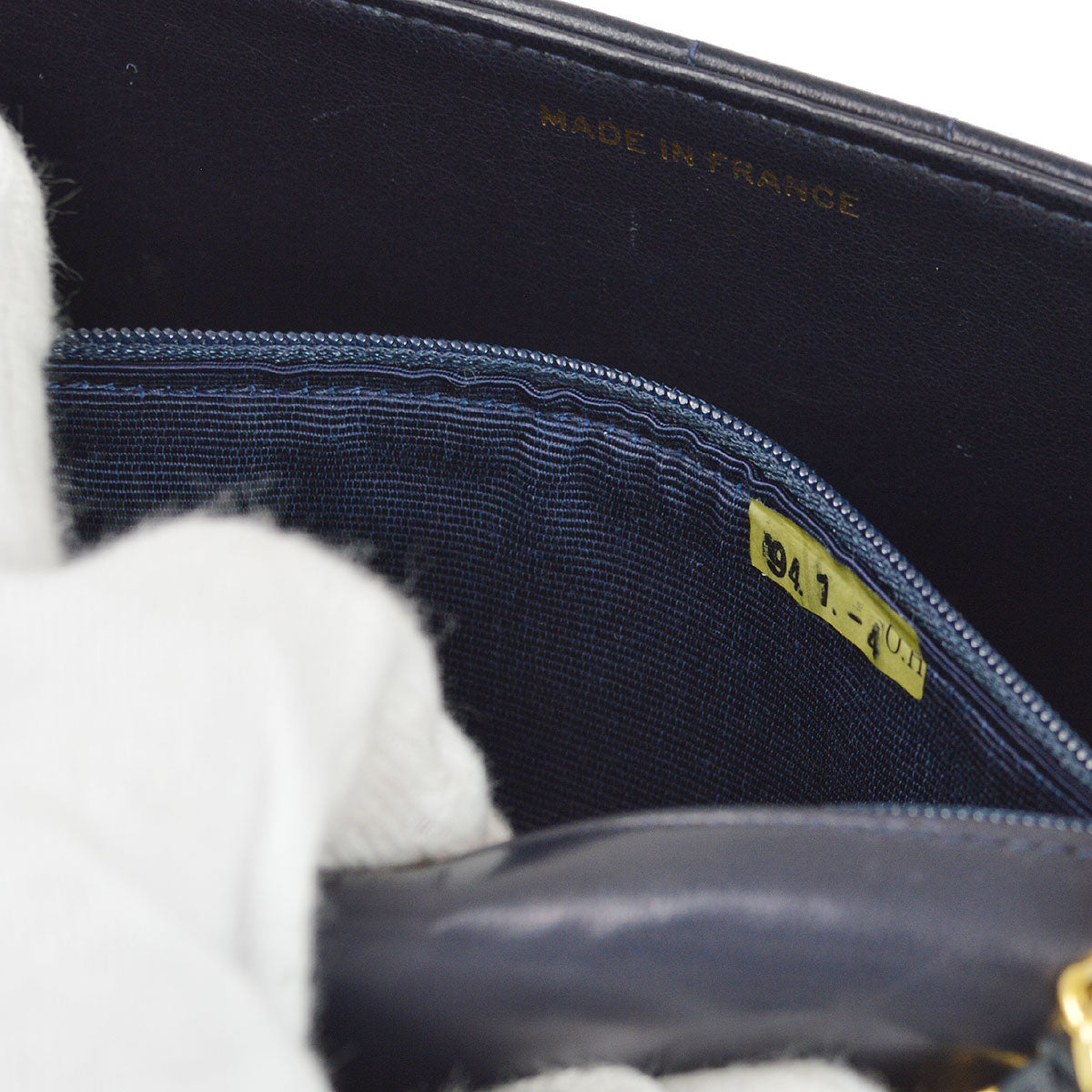CHANEL 1991-1994 Vertical Border Flap Mini Navy Lambskin