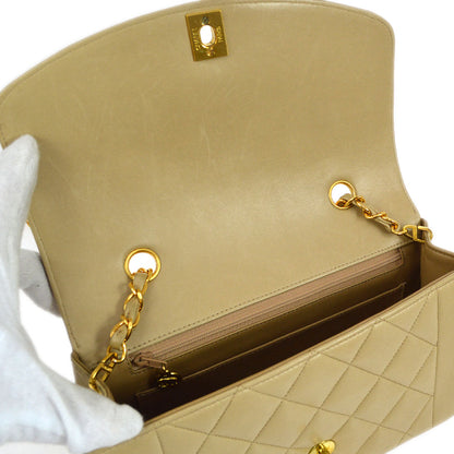 CHANEL 1994-1996 Beige Lambskin Diana Flap Small