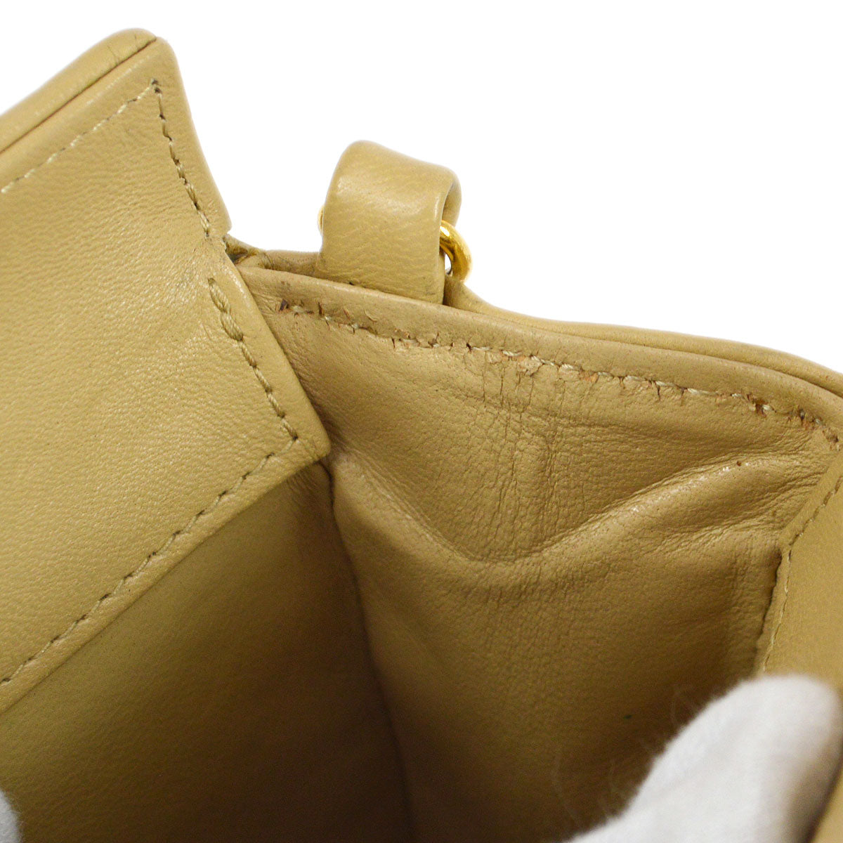 CHANEL 1989-1991 Beige Lambskin handbag mini