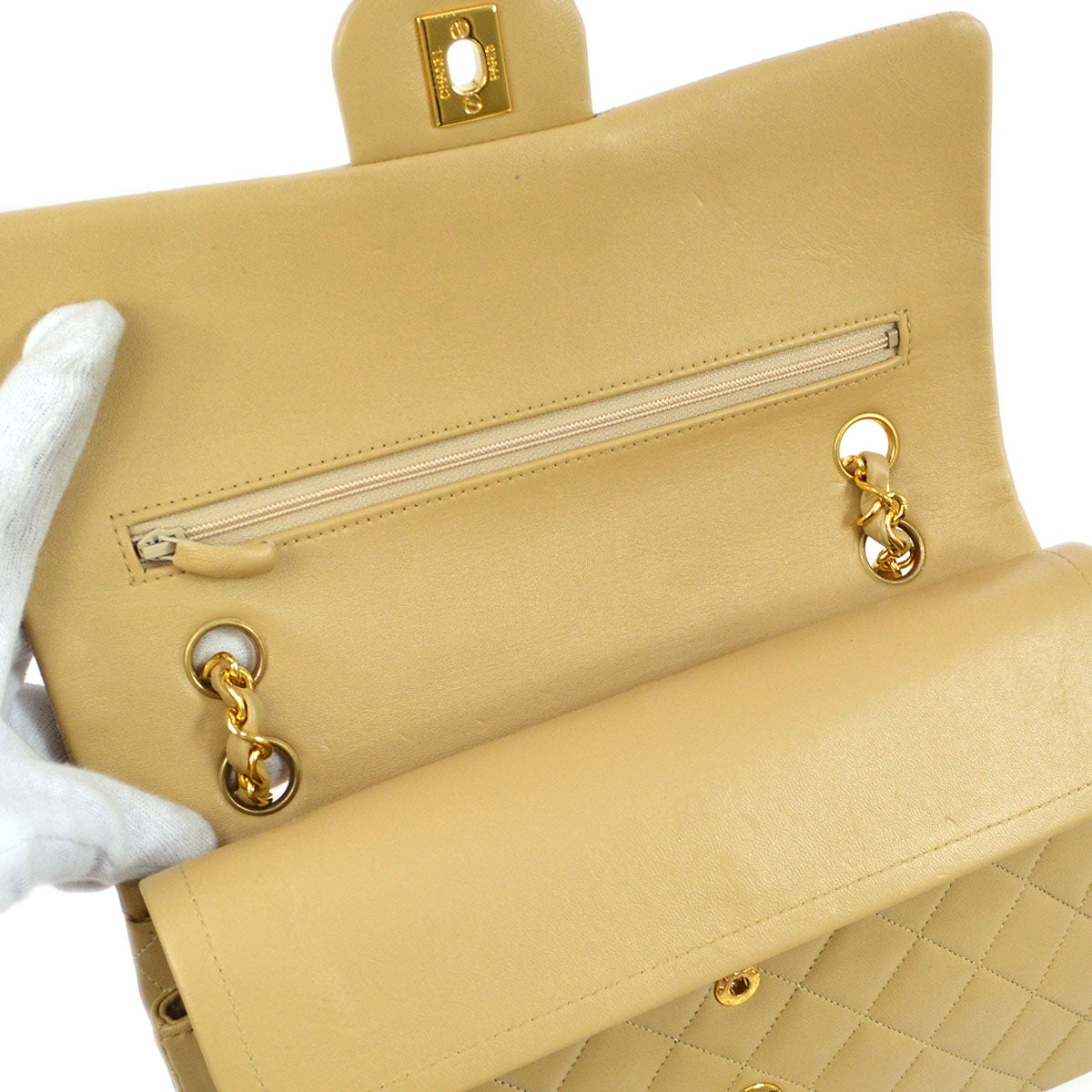 CHANEL 1989-1991 Beige Lambskin Quilted Double Chain Medium