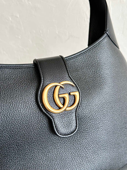 Gucci APHRODITE MEDIUM 39 SHOULDER BAG IN BLACK CALFSKIN